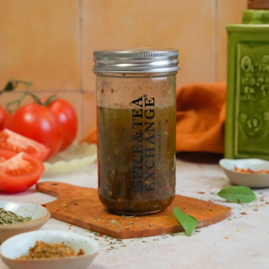 Shake, Strain, & Pour Jar: Italian Dressing