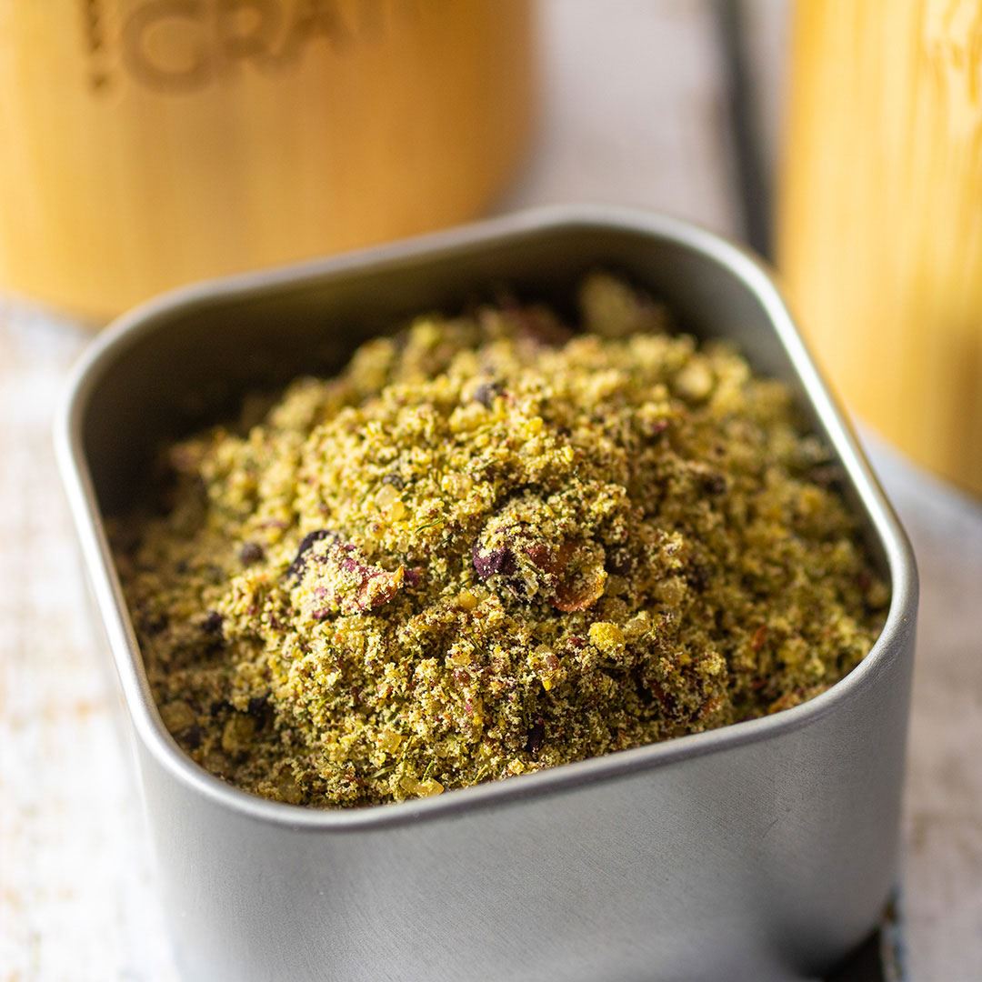 Island Sweet Spice Blend in square tin
